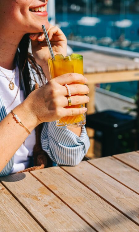 boisson-terrasse-bord-de-mer-le-treho